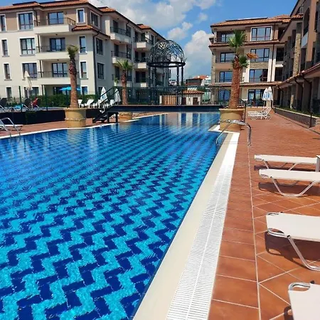 Bayview B32 - Burgas Beach Resort Apartment *