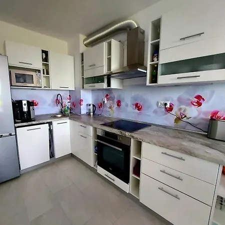 Bayview B32 - Burgas Beach Resort Apartment *
